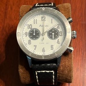 Airain Type 20 pilots watch